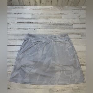 Women’s Nike Gray Dri-Fit Golf Skort Size Small
